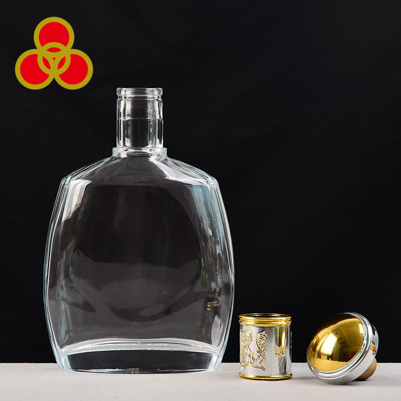 Wholesale 700ml Rum Vodka Liquor Spirits Empty Glass Liquor Bottle