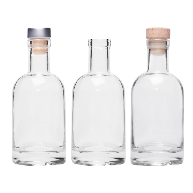 Wholesale 750ml 500ml 375ml 200ml 100ml Vodka Spirit Gin Rum Glass Liquor Bottle with Cork