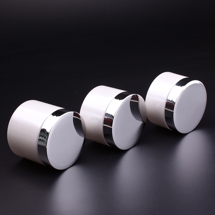Wholesale 8 oz white color plastic jars container with silver cap