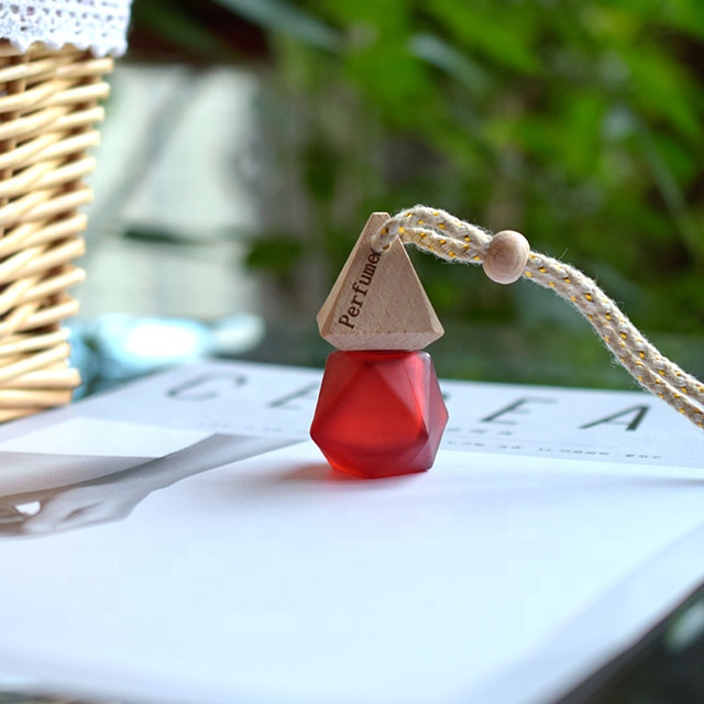 Wholesale 8ML Empty Car Air Freshener Mini Matte Frosted Color Car Hanging Glass Perfume Diffuser Bottle With Wooden Cap