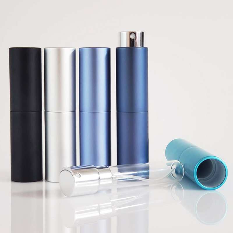 Wholesale 8ml 10ml 15ml 20ml Mini Empty Luxury Round Pocket Metal Custom Refillable Perfume Bottle