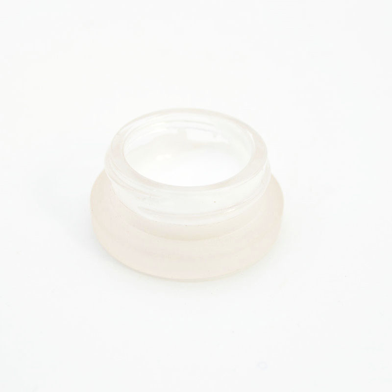 Wholesale 9ml eco friendly cosmetic cream glass jar covered with childproof lid