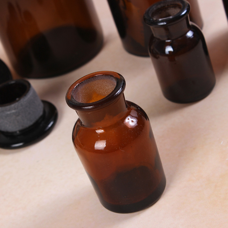 Wholesale Amber Brown 30ml 60ml 125ml 250ml 500ml 1000ml Glass Apothecary Bottle Vase Jar Glass Container Pharmacy Glass Bottle