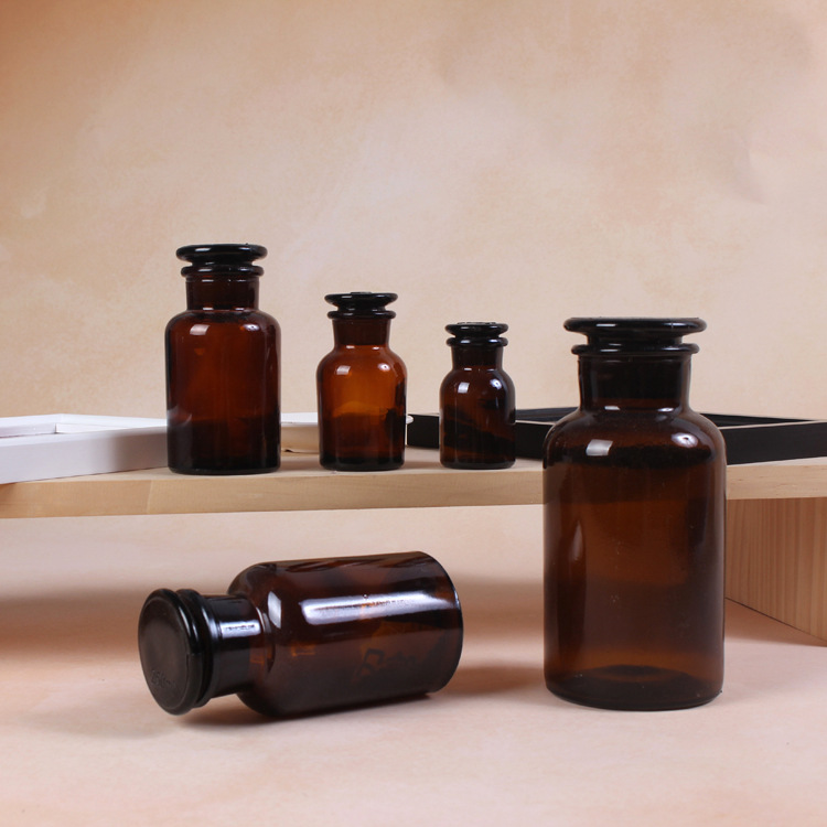 Wholesale Amber Brown 30ml 60ml 125ml 250ml 500ml 1000ml Glass Apothecary Bottle Vase Jar Glass Container Pharmacy Glass Bottle