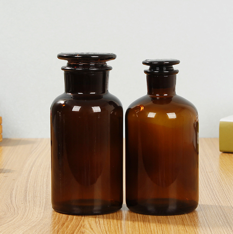 Wholesale Amber Brown 30ml 60ml 125ml 250ml 500ml 1000ml Glass Apothecary Bottle Vase Jar Glass Container Pharmacy Glass Bottle