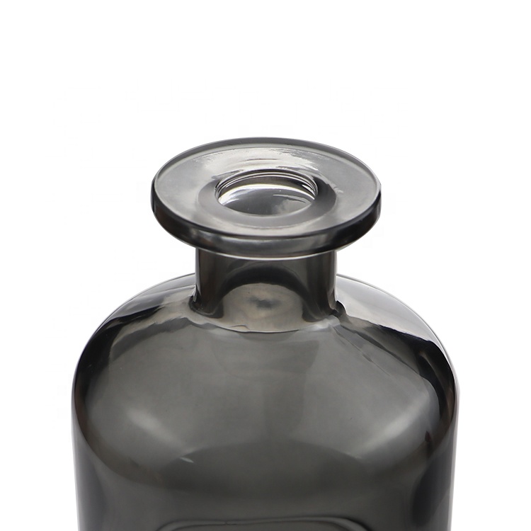 Wholesale Best Price 250ml Decorative Matte Black Glass Essential Oil Bottle Reed Diffuser With Cork