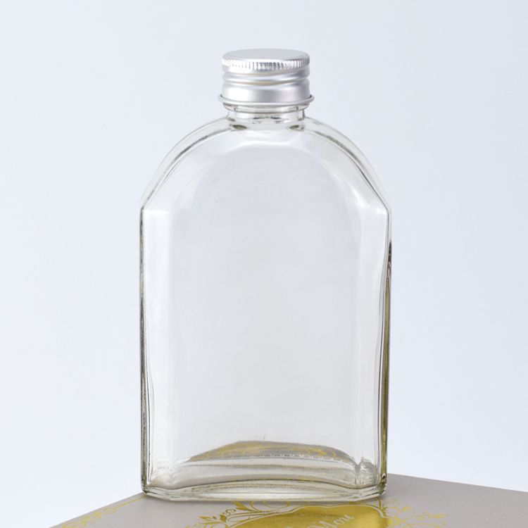 Wholesale Beverage Flat Square Clear Glass 50ml 100ml Juice Bottle 200ml
