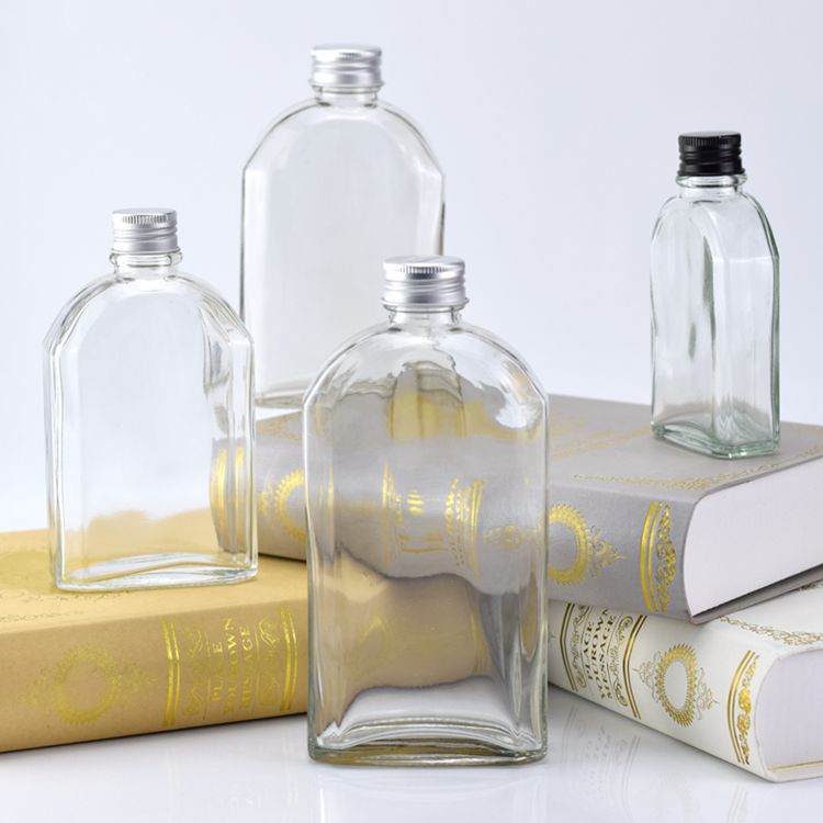 Wholesale Beverage Flat Square Clear Glass 50ml 100ml Juice Bottle 200ml