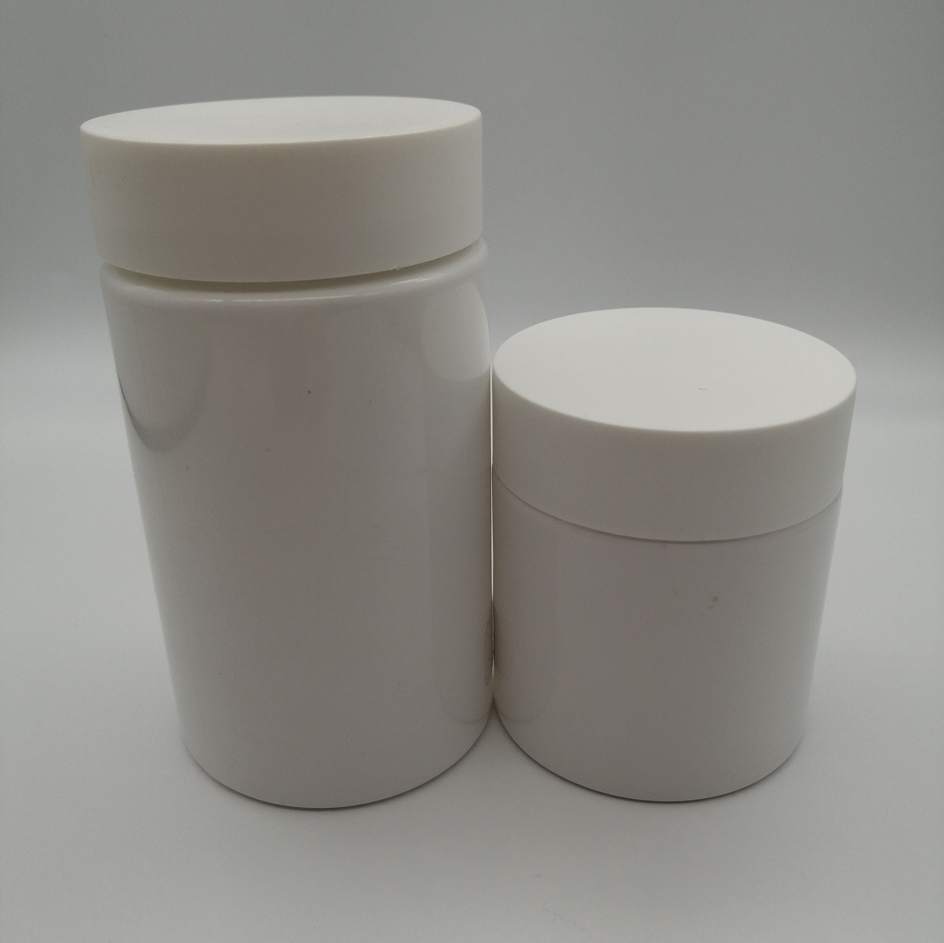 Wholesale Black White Clear Child Proof CRC PET Medicine Jar With Customized Logo