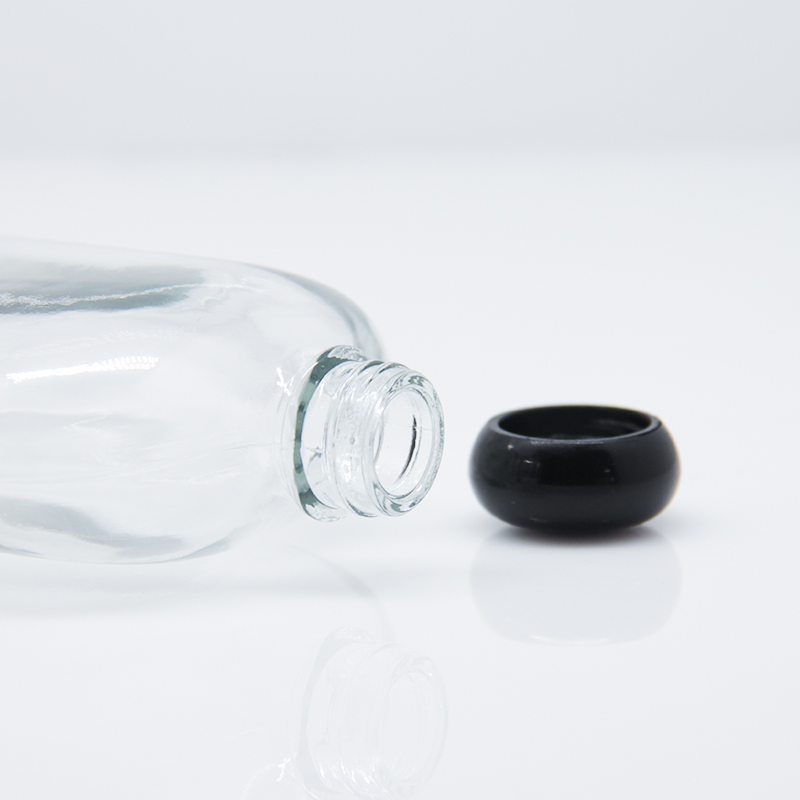 Wholesale Clear Empty 100ml/250ml/350ml New Design Glass Juice Bottle/Wine Bottle