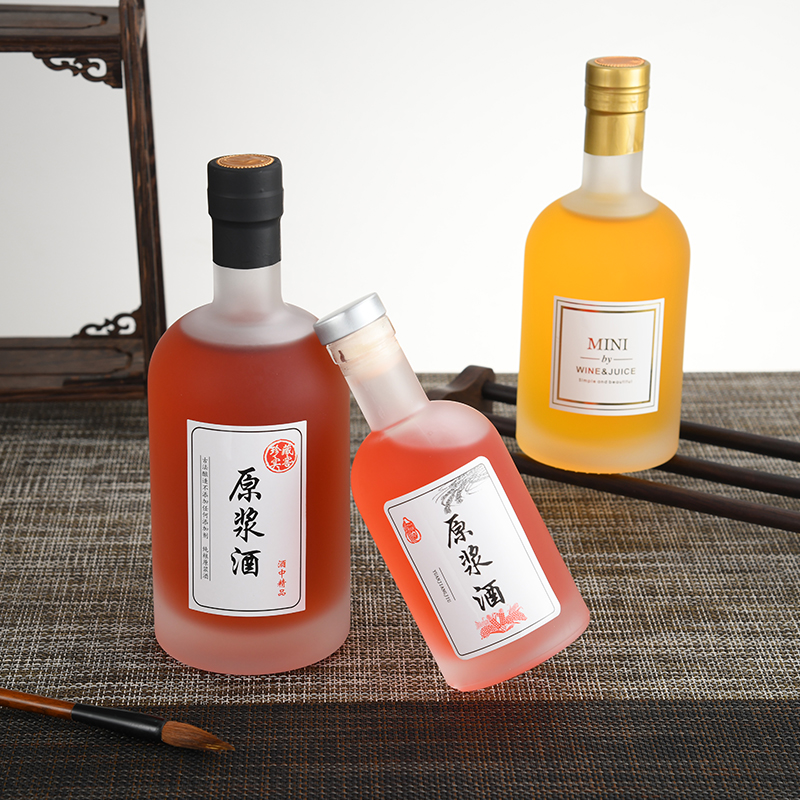 Wholesale Clear Round 100Ml 500Ml LiquorWhisky Glass Wine Bottle Vodka Bottle With Lid