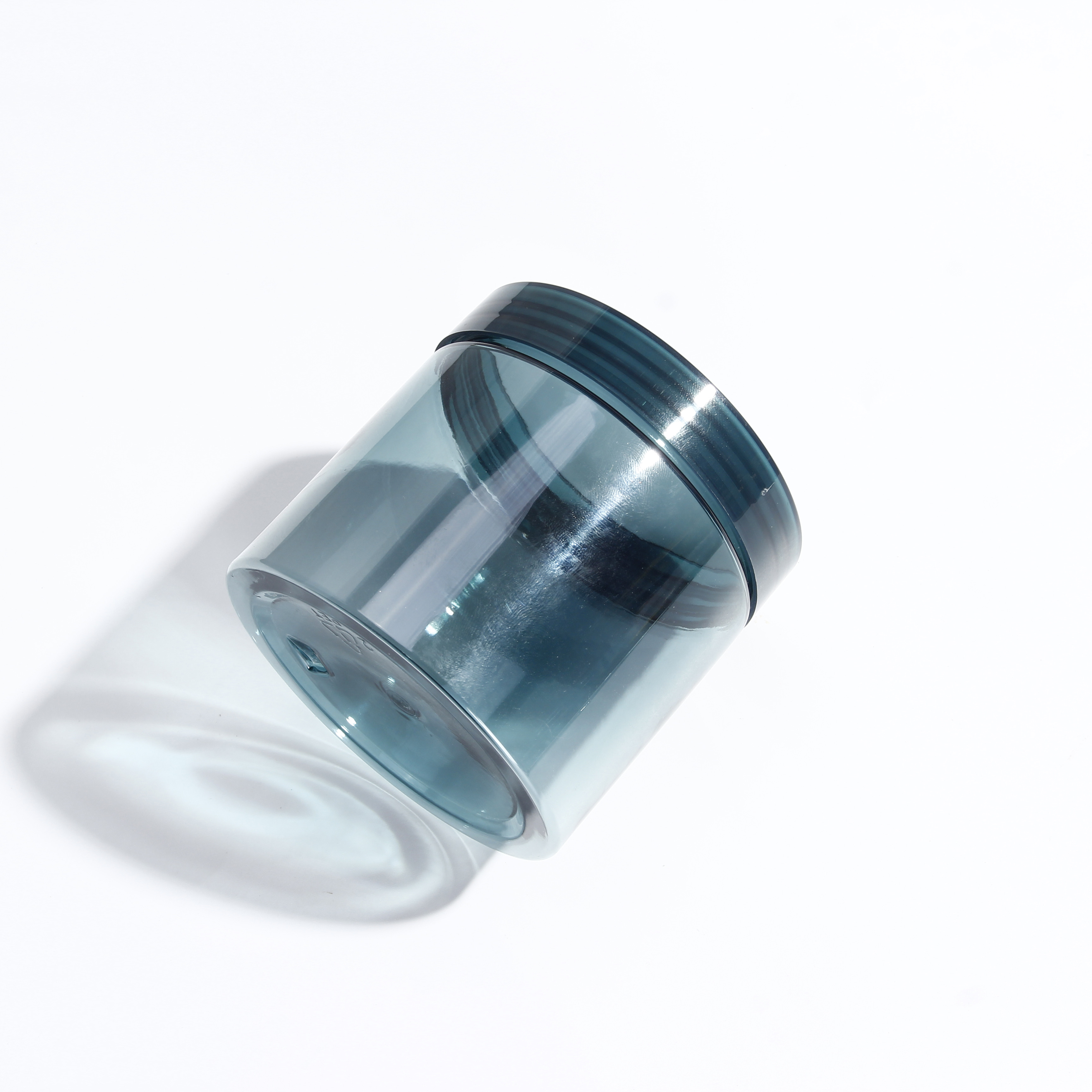 Wholesale Clear Round Plastic Cosmetic Jars with Screw Caps for Skincare 250ML 300ML 200ML 100ML