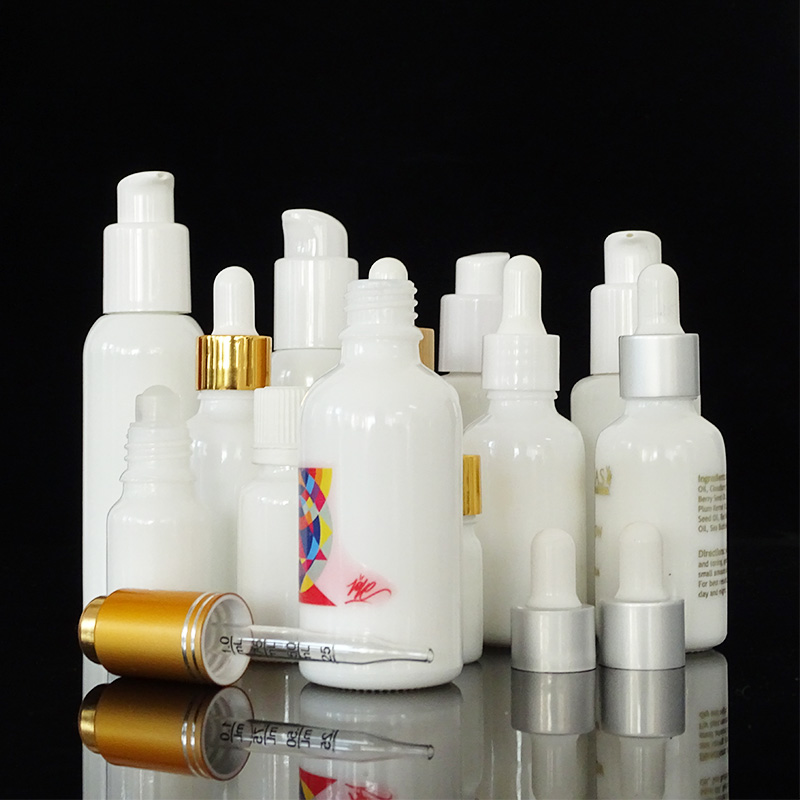 Wholesale Cosmetic 50ml 100ml White ceramic Facial Lotion Hand Cream Packaging glass Bottle for Skincare