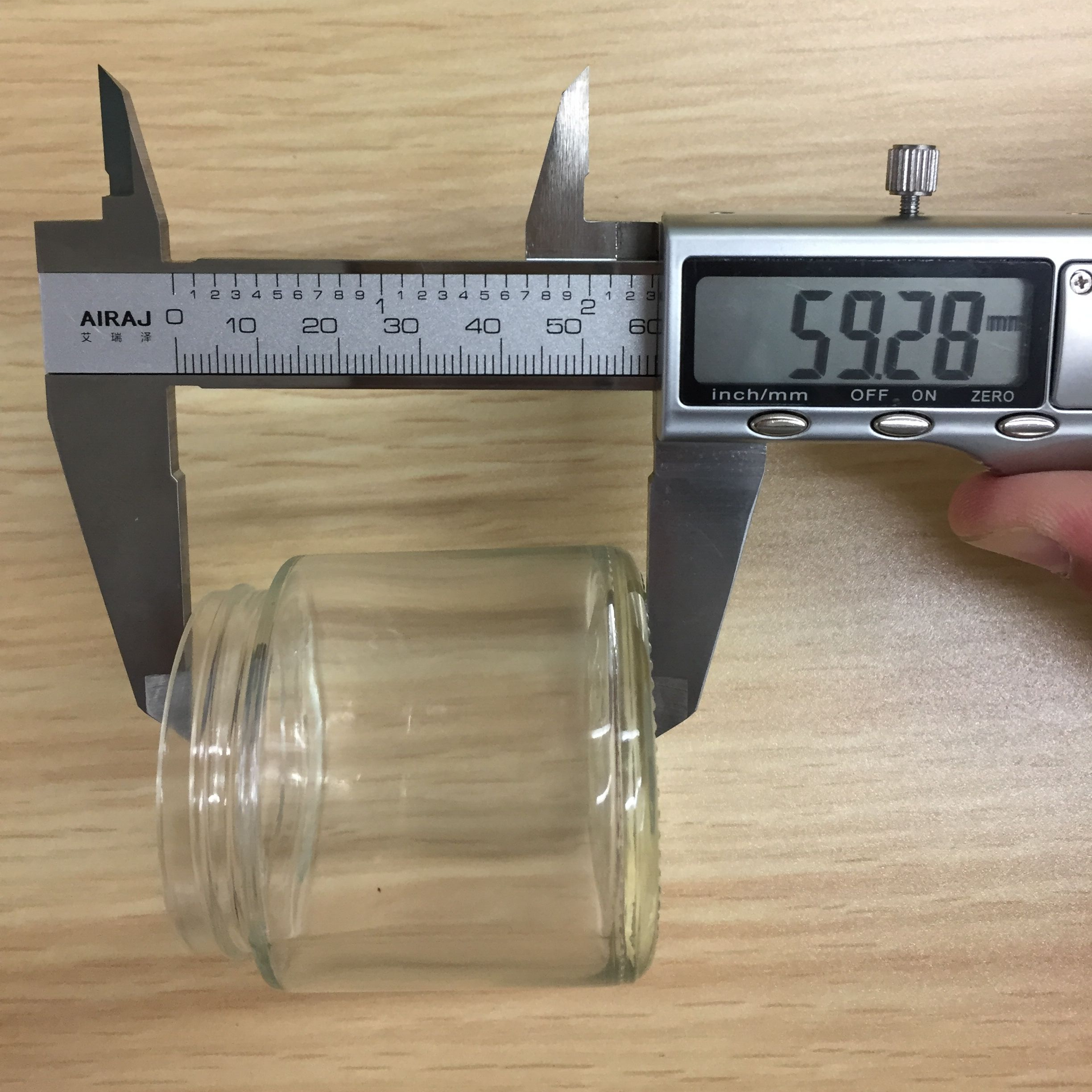 Wholesale Cosmetic Face Cream Jar and Glass Cream Storage Jar with Plastic Lid for Personal Use