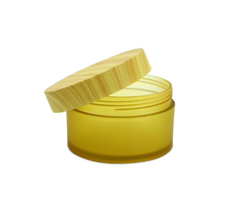 Wholesale Cosmetic Packaging Wide Mouth Yellow Body Scrub Butter Facial-pack Wooden Screw Cap Top Plastic Jar 200g