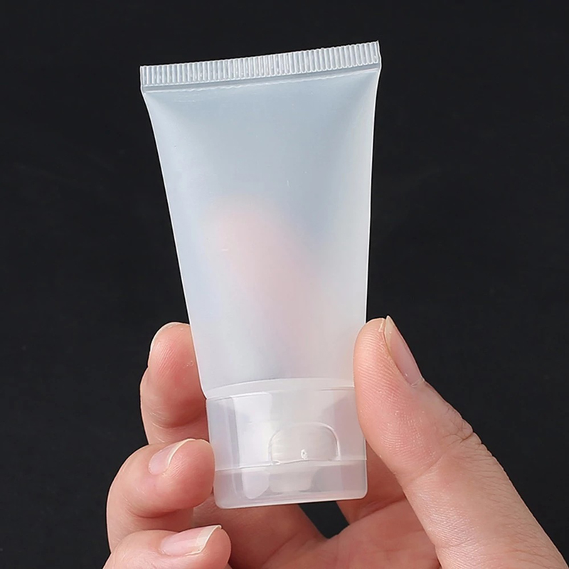 Wholesale Cosmetic plastic container 50ml 100ml squeeze tube plastics for cosmetic packaging tube