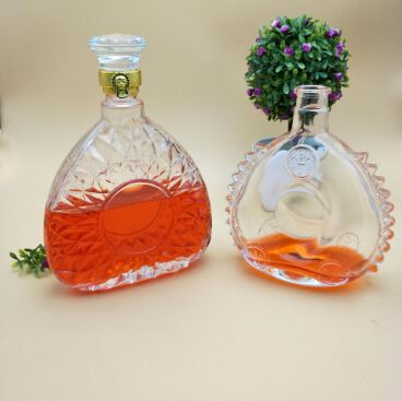 Wholesale Custom Empty XO Whisky Bottle Wine 750Ml Glass Liquor Bottle