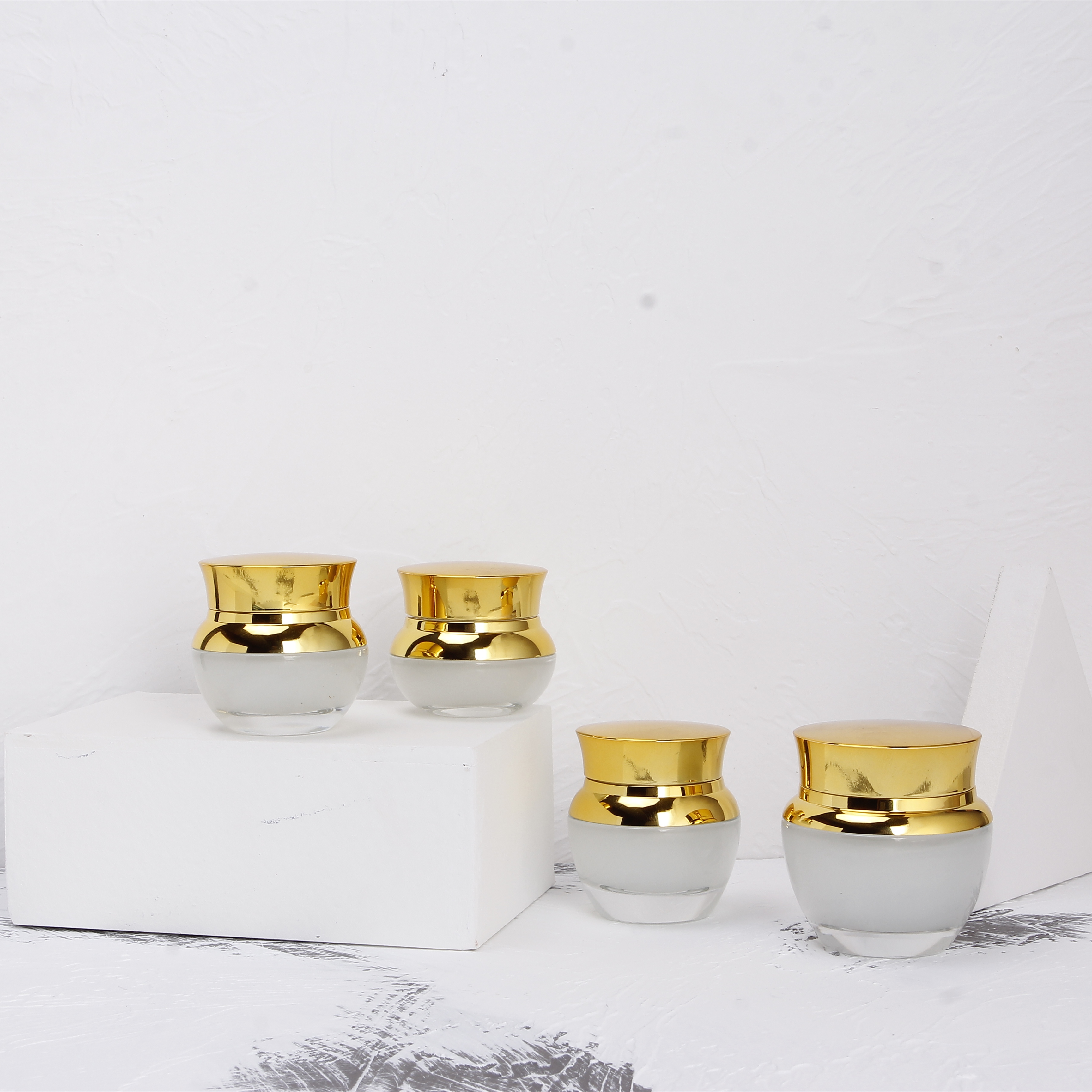 Wholesale Custom Luxury Cosmetics Packaging Face Cream Serum Skin Care Cosmetic Bottle Sets