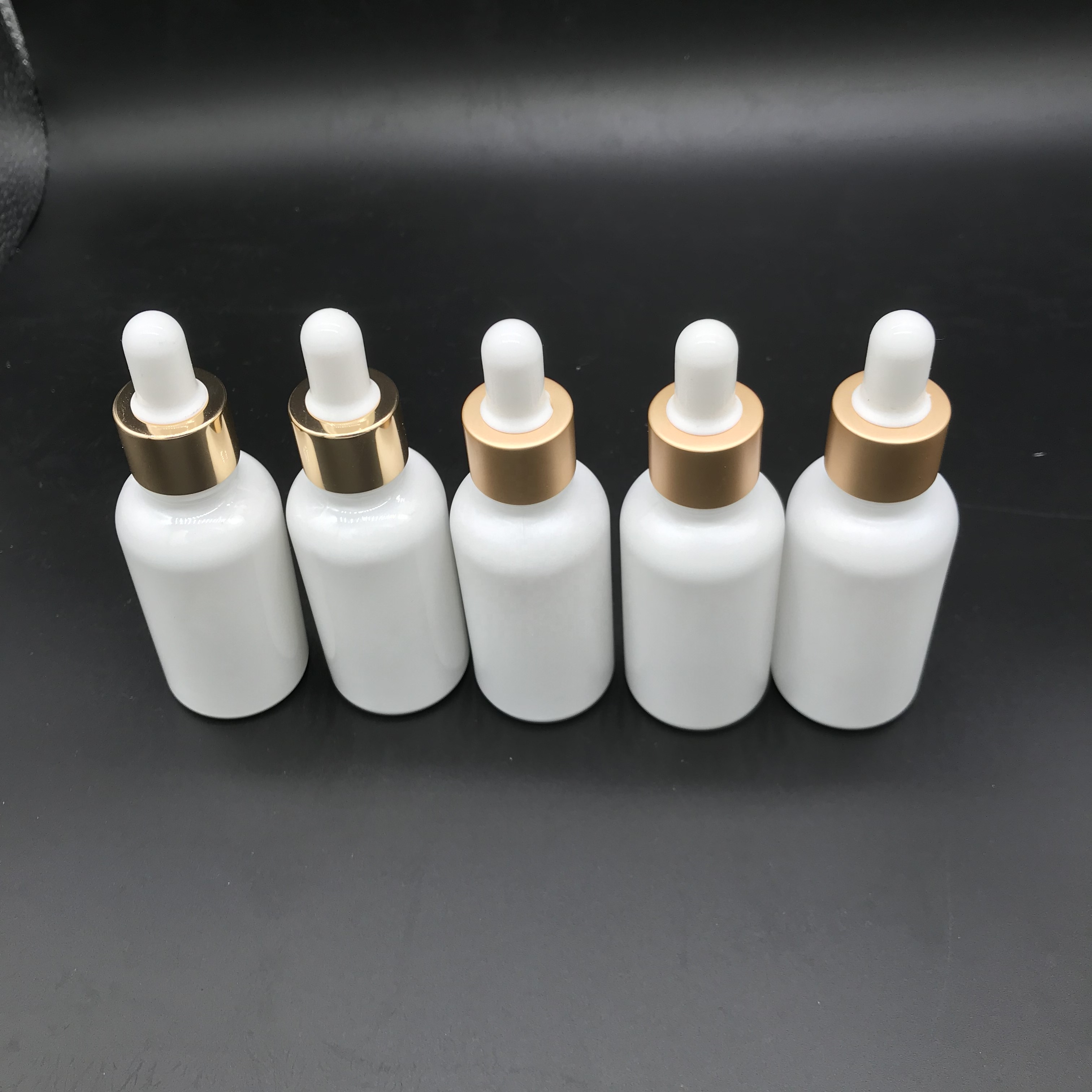 Wholesale Custom Metal Dropper Cap White Glass Essential Oil Bottle