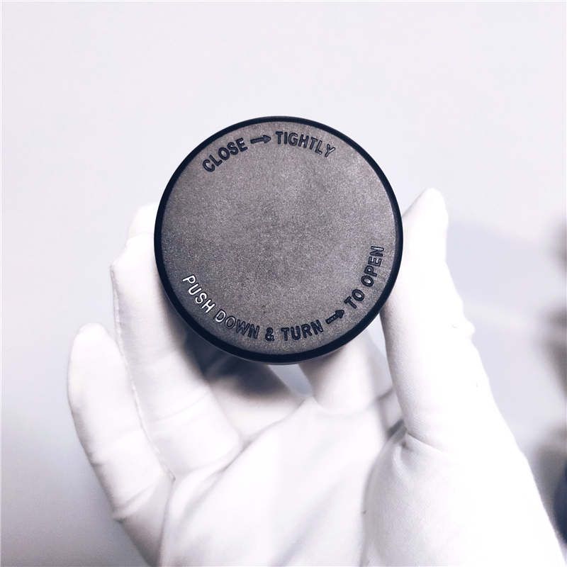 Wholesale Custom logo and printed 1oz 2oz 3oz 4oz Clear Weeds CBD Hemp Flower Childproof Glass Jar With Child Resistant Lid