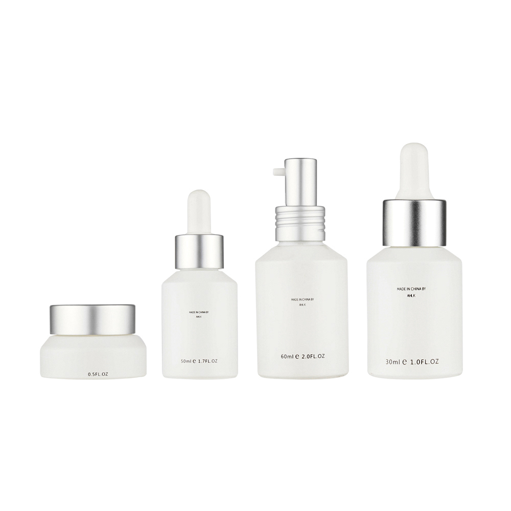Wholesale Customized High Quality 15g Clear Round Straight Sided Glass Jars With Lid For Skincare