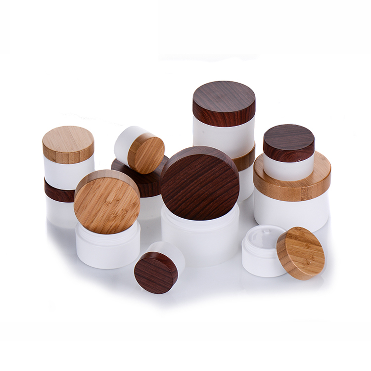 Wholesale Empty 250ml 500ml Frosted Clear PET Plastic Wide Mouth Cream Jar With Bamboo Wooden Lid