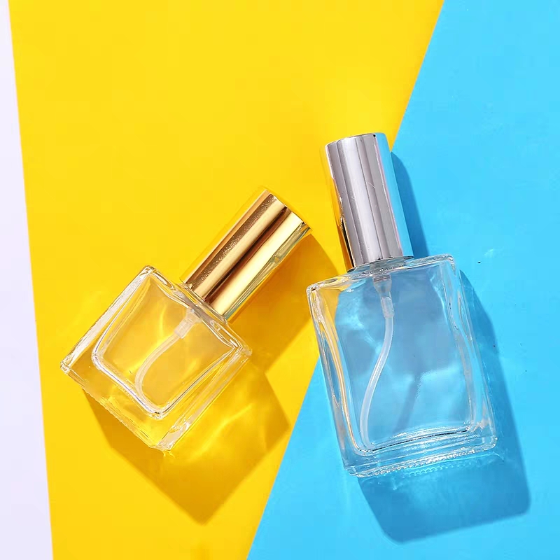 Wholesale Empty 30ml 50ml 100ml Square Shape Spray transparent glass perfume bottle with spray mist cap