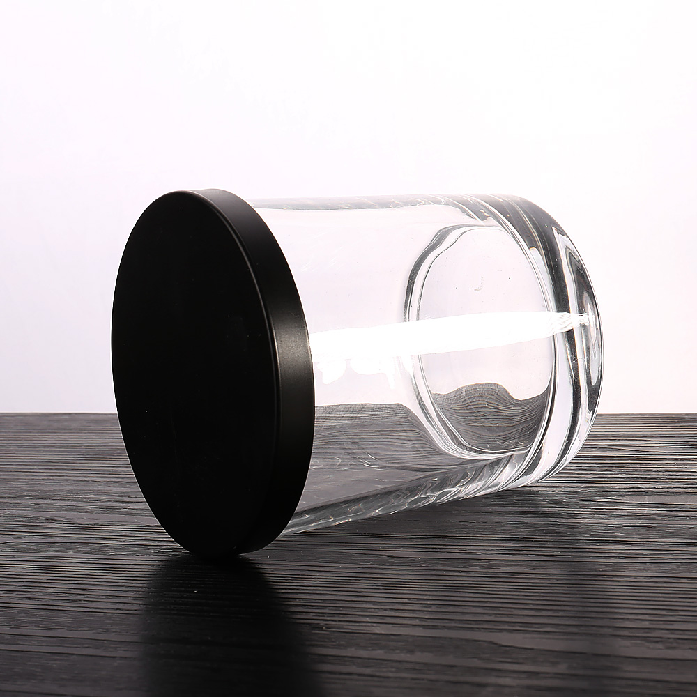 Wholesale Empty Airtight Clear Storage Canister Glass Candle Jar with Silver Flat Lid
