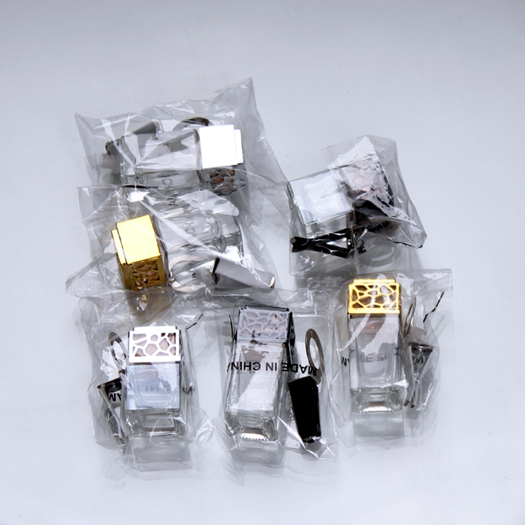 Wholesale Empty Car Air Freshener Bottle 5ml Hanging Car Perfume Glass Bottle customized freshener
