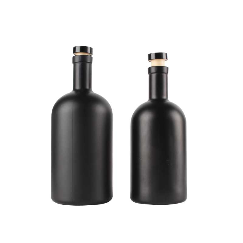 Wholesale Empty Fancy Glass Vodka Bottles Glass 750ml Spirit Liquor Glass Vodka Bottle