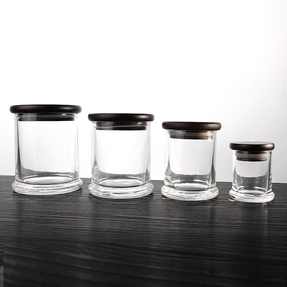 Wholesale Empty Four Size Clear Storage Canister Glass Candle Jar with Wooden Flat Lid