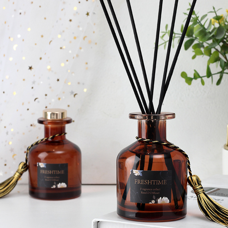Wholesale Empty Glass Reed Diffuser Bottles Supplies Luxury Diffuser Cap Cover Container