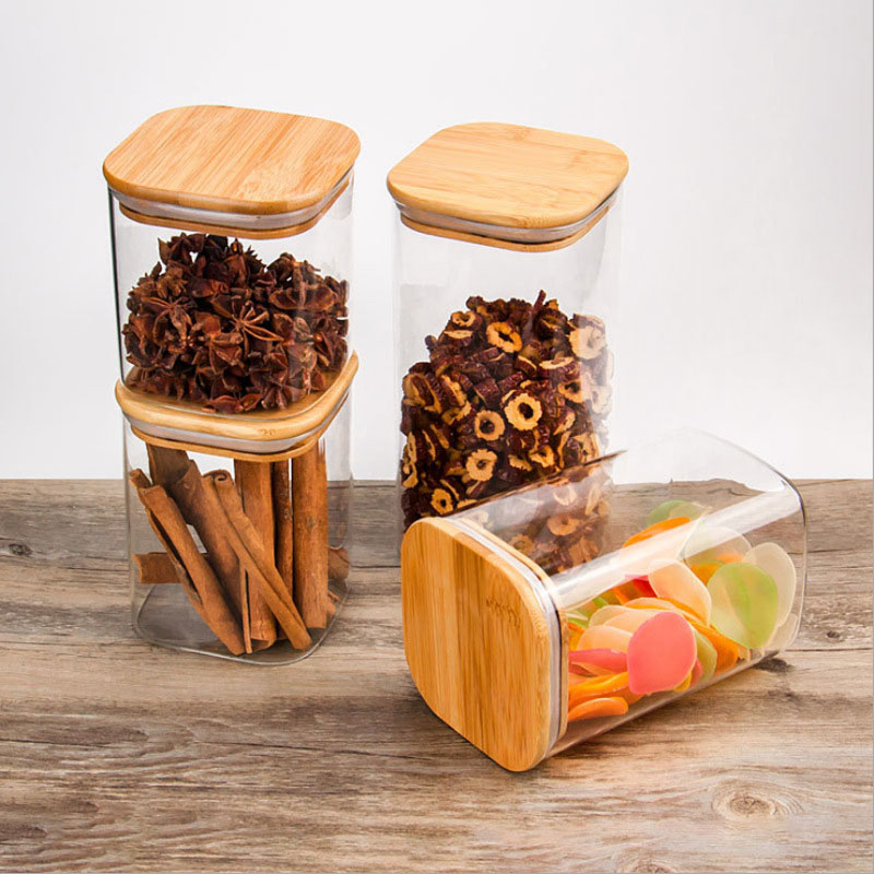 Wholesale Factory Borosilicate Glass Jar Storage Candy Cookie Food Storage Grain Glass Jar Airtight Bamboo Lid