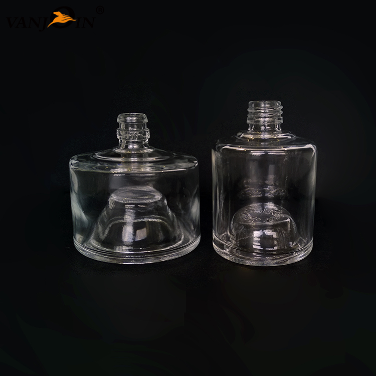 Wholesale Flint 100ml Stackable Glass Bottle with Plastic Lid for Wine