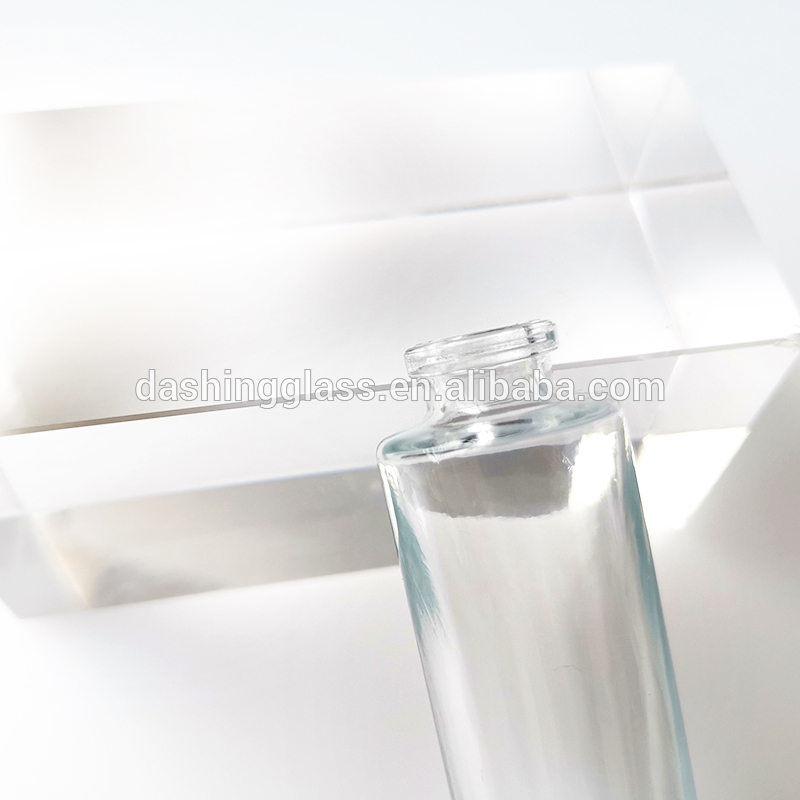 Wholesale Glass Cute Perfume Bottle Empty Round Perfume Bottle 15ml