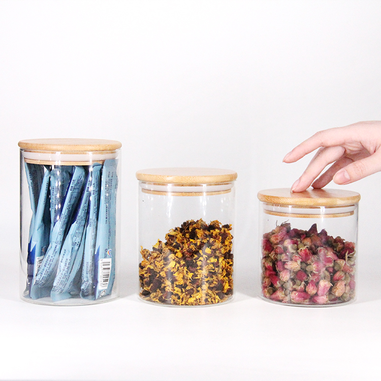 Wholesale High Borosilicate Glass Round Sealed Jar Straight Tube Bamboo Cover Sealed Jar Round Transparent Food Storage Tank