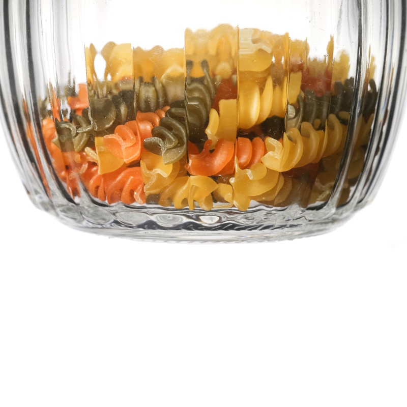 Wholesale High Quality Food Storage Clear Glass Jars with Lids Customize 550ml 1500ml Kitchenware Candy Food Glass Jar