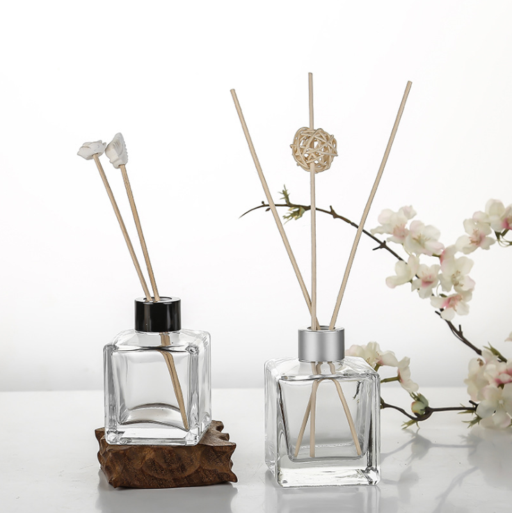 Wholesale High-grade Square Glass Clear 50ml 100ml 150ml 200ml Empty Perfume Reed Diffuse Glass Bottle