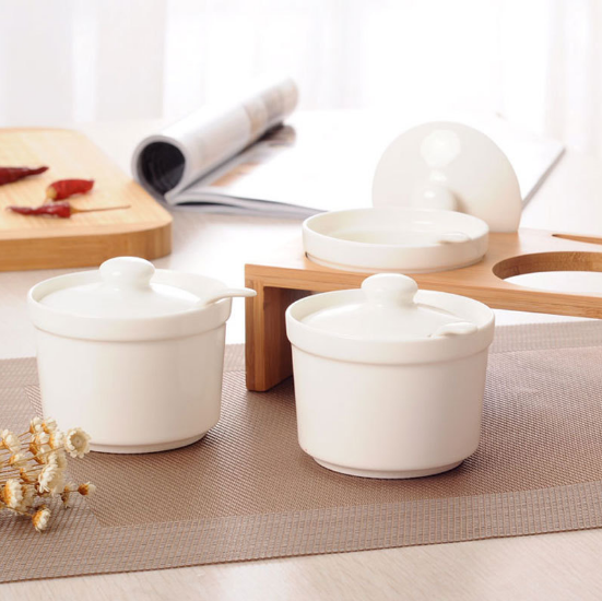 Wholesale Light Luxury Ceramic Seal  Stew cup Food Storage Bottles Cover spice jar For Kitchen accessories