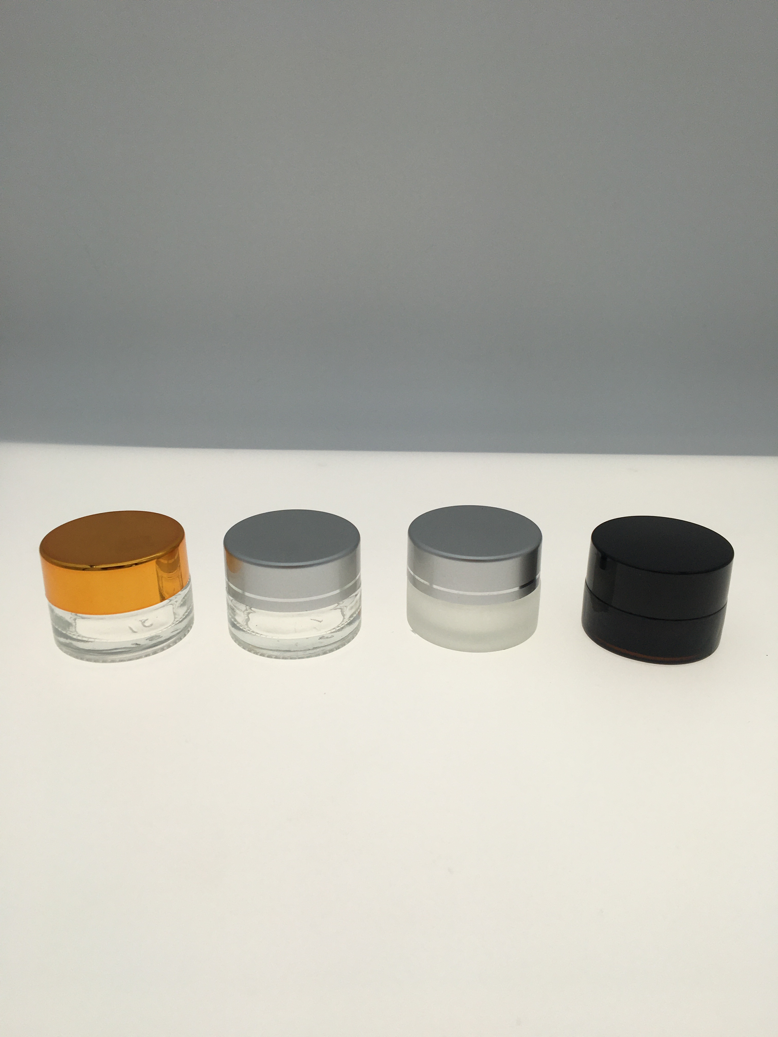 Wholesale Lotion Cosmetic Frosted Glass Spray Bottle