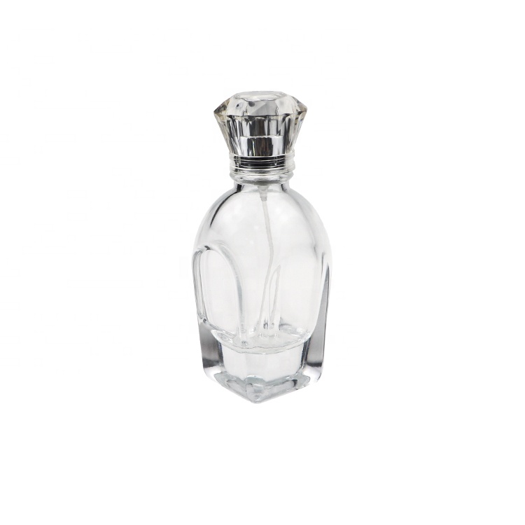 Wholesale Luxury Diamond Shape Glass Fragrance Spray Bottle Perfume Bottles 50ml
