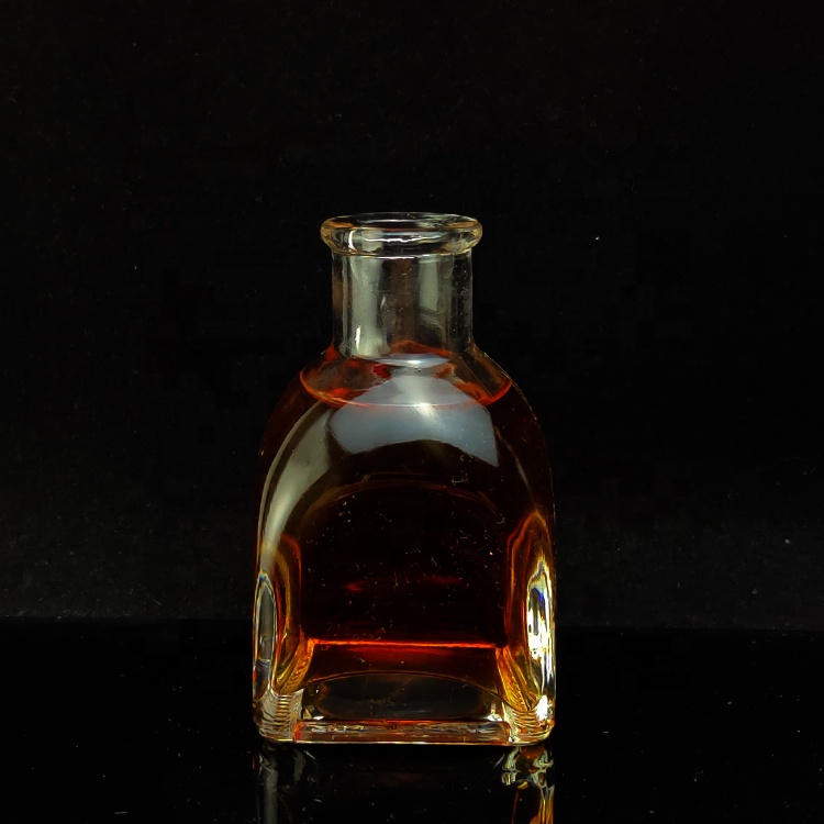 Wholesale Luxury Wine honey glass vodka whiskey spirit perfume Glass bottle 100ml