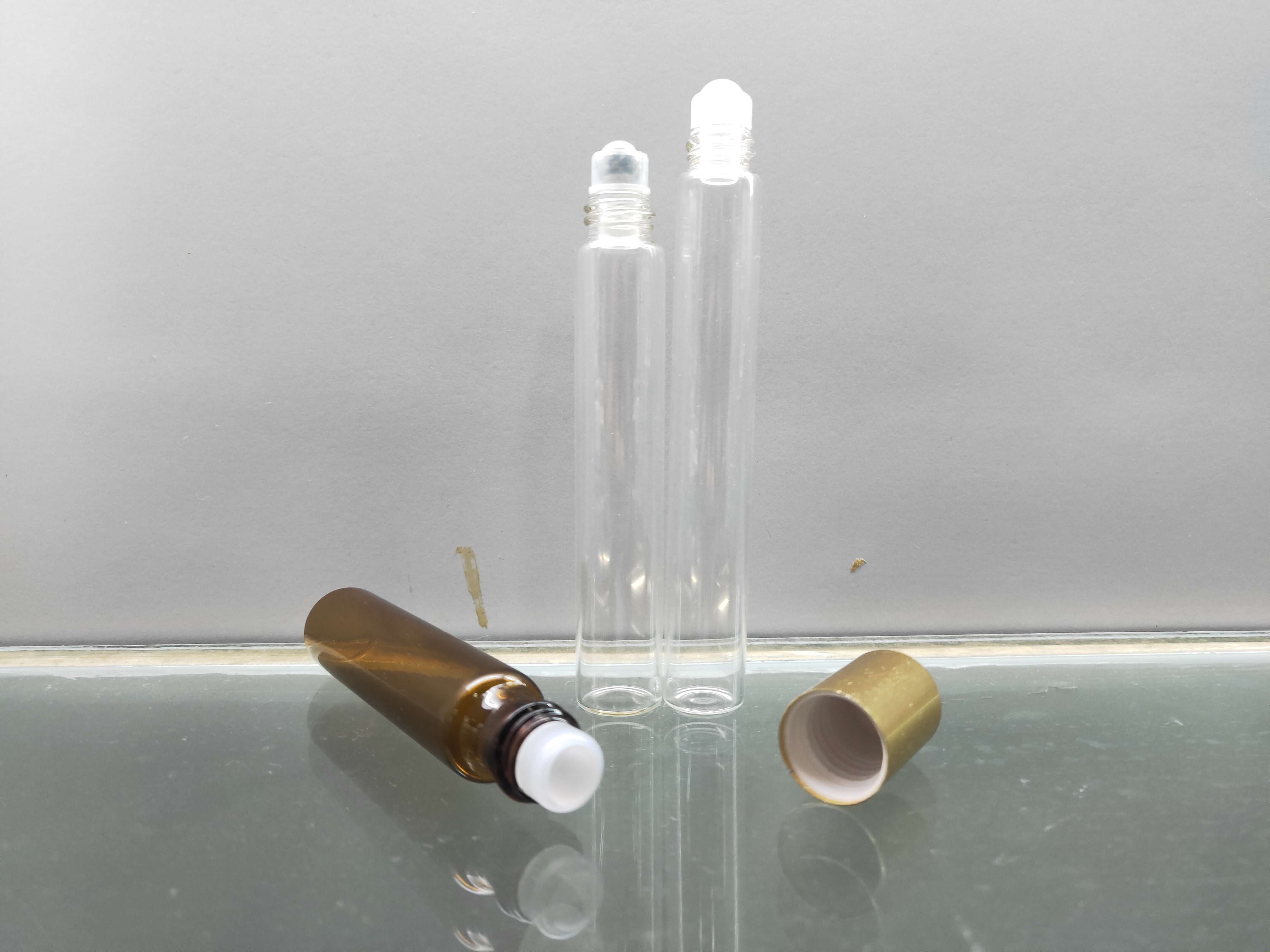 Wholesale Manufacturerglass Bottle Glass Cosmetic Bottle Set Skin Care Cream Personal Care Screw Cap Plasitic Cap Painting Aopai