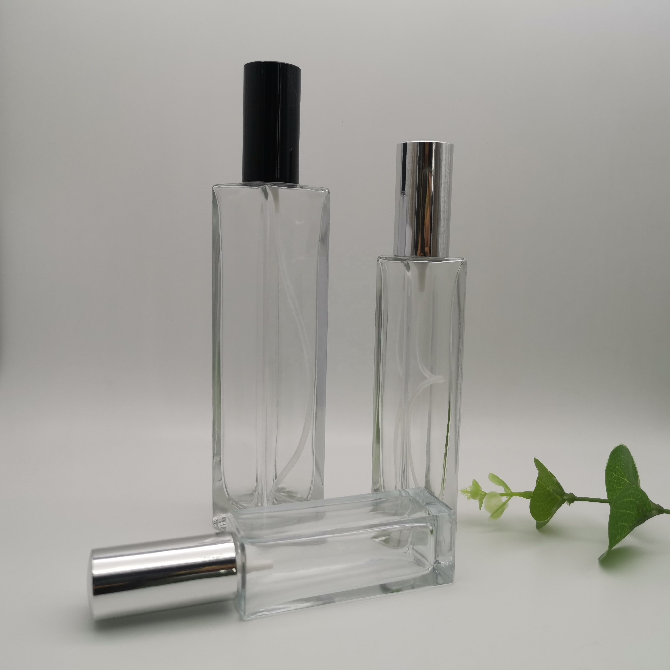 Wholesale Manufacturers High quality Custom Glass Spray Empty Perfume Bottles With PUMP SPRAYER