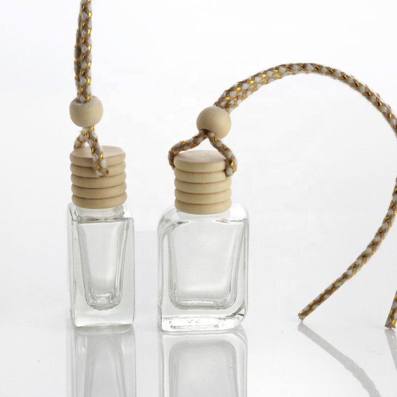 Wholesale Mini 15ml Empty Hanging Diffuser Car Perfume Glass Bottle With Wooden Lid (CG04)