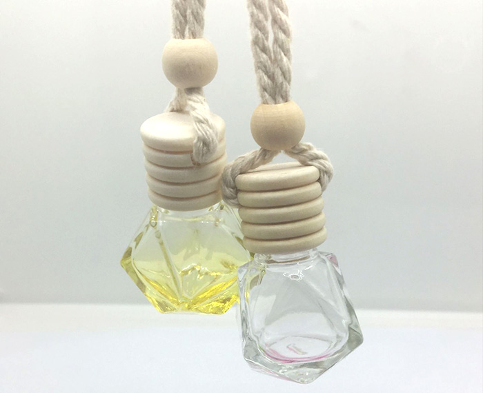 Wholesale Mini size Hanging Car Perfume Bottles For Glass