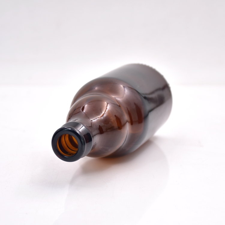 Wholesale Most popular clear drink 250ml 330ml transparent glass beer bottle