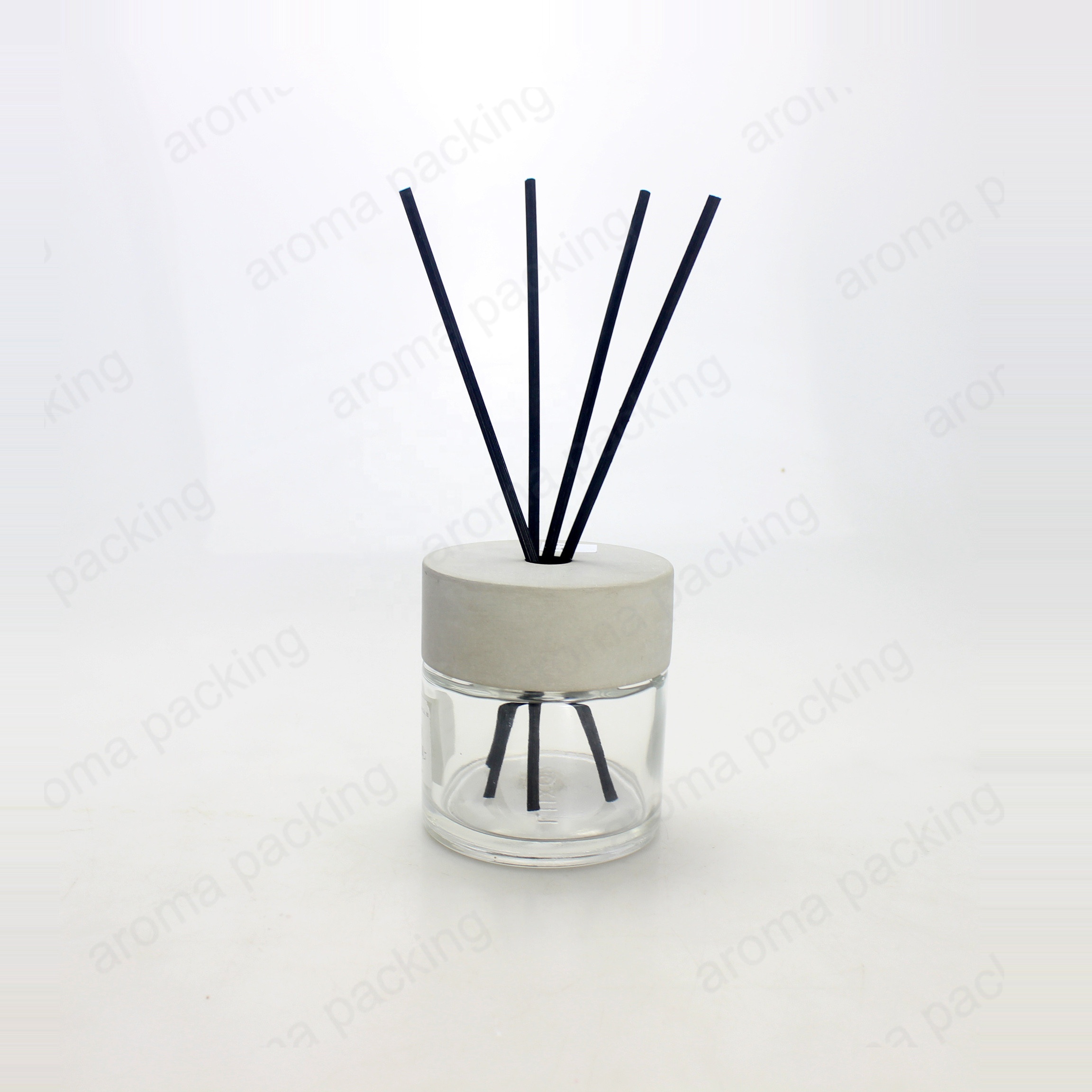 Wholesale New Design Round Clear Aroma Diffuser Bottle With Concrete Cememt Cap And Black Reed/Sticks