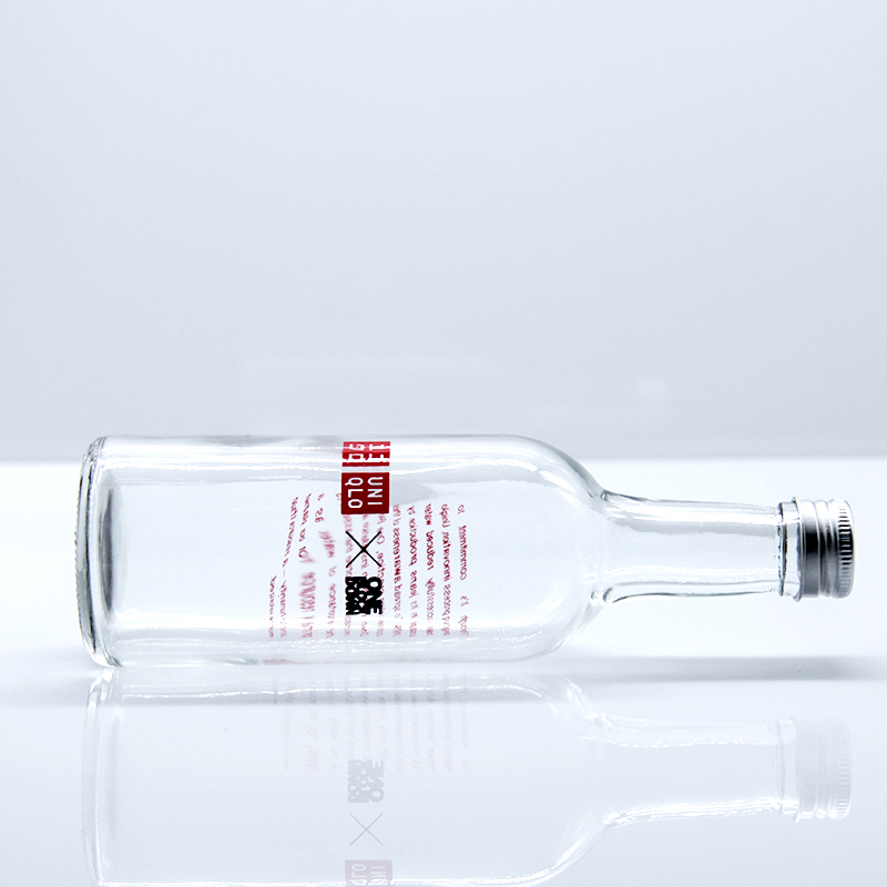 Wholesale Price Mineral Water Beverage Drinks Glass Bottle 250ml with Customized Logo