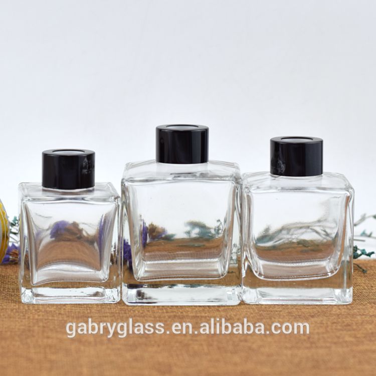 Wholesale Round 50ml 100ml 150ml 200ml Home Hanging Room Black Empty Aroma Perfume Reed Diffuser Glass Bottle